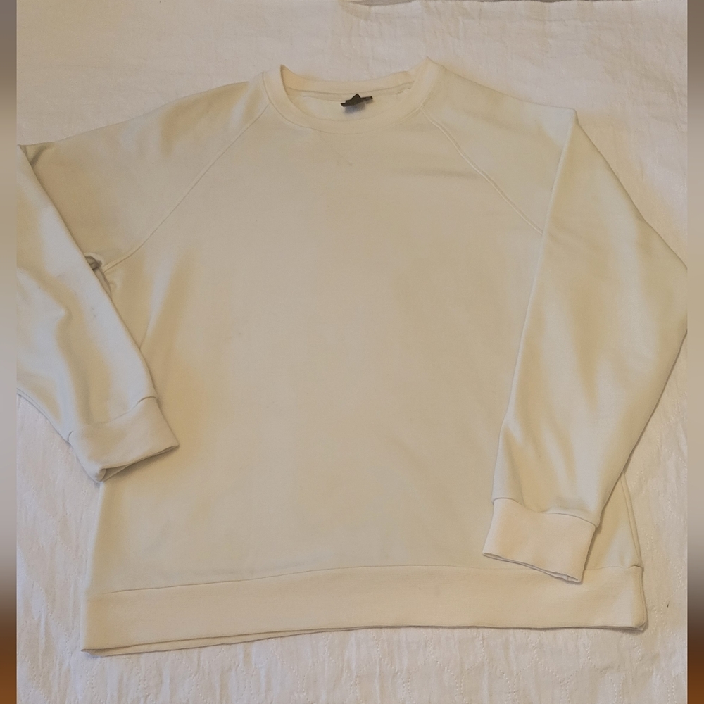 Woolx Bailey Crewneck Sweatshirt size medium in cream.